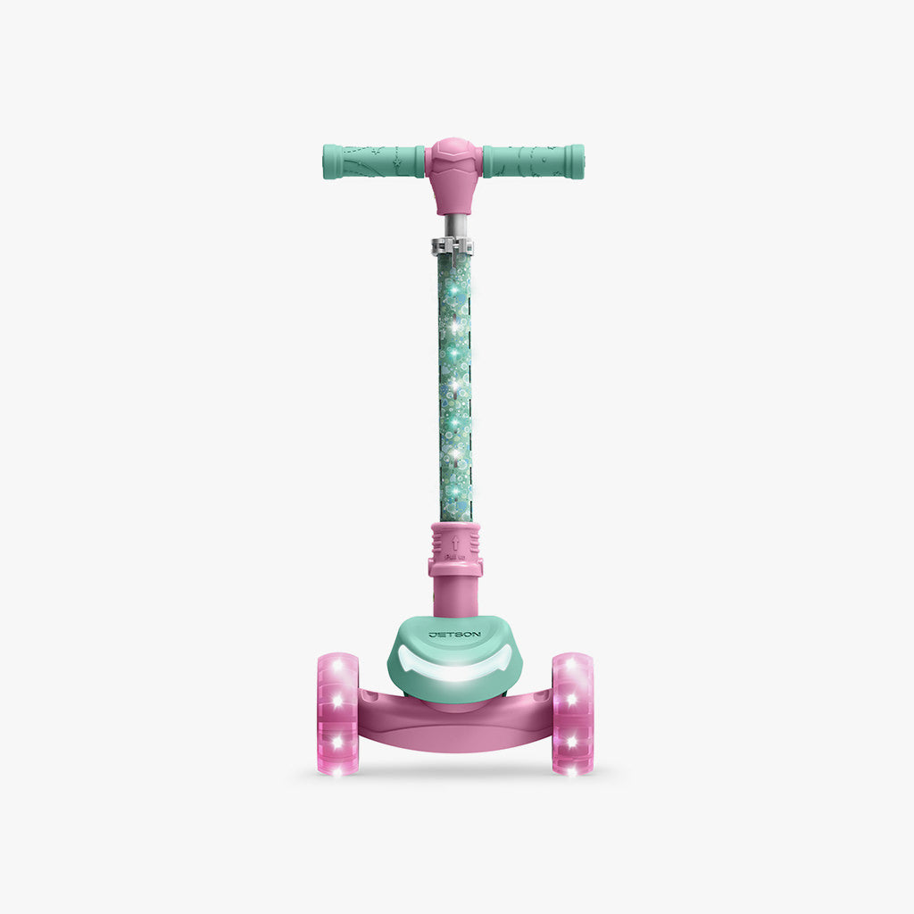 straight on view of the gabby's dollhouse kick scooter