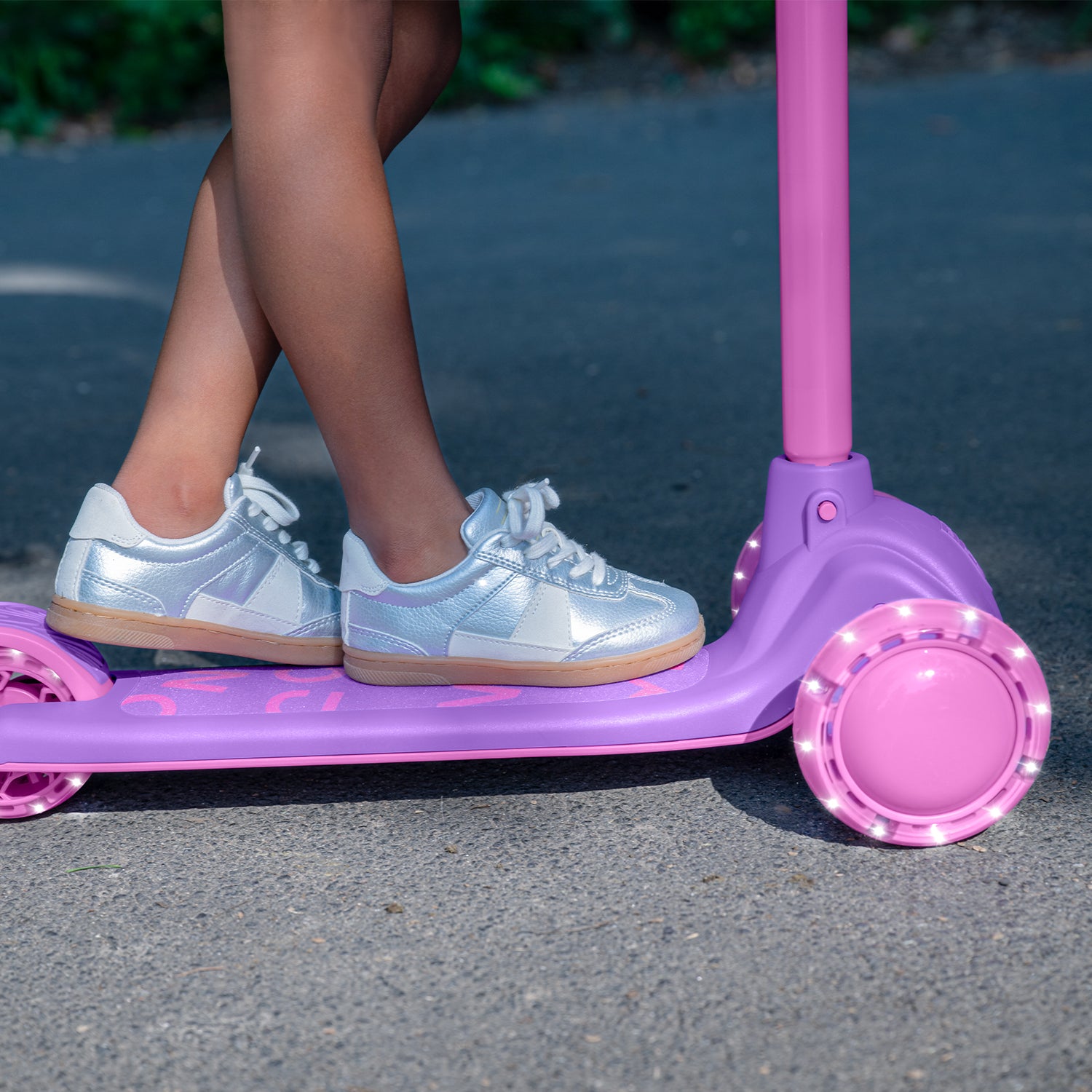 close up of kid's feet on gem kick scooter