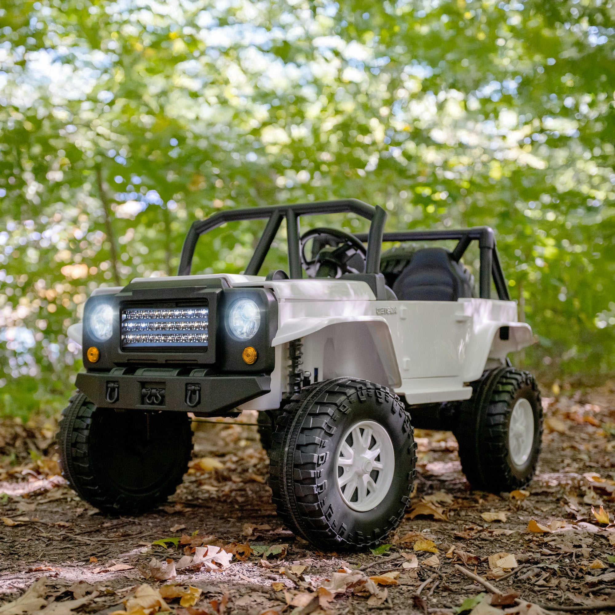 ジャガージュニアライドオンカー Vega Kids' 12V Electric Ride-On