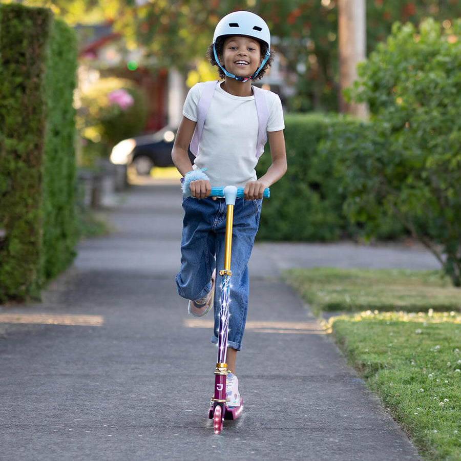 Frozen 2 Wheel Kick Scooter